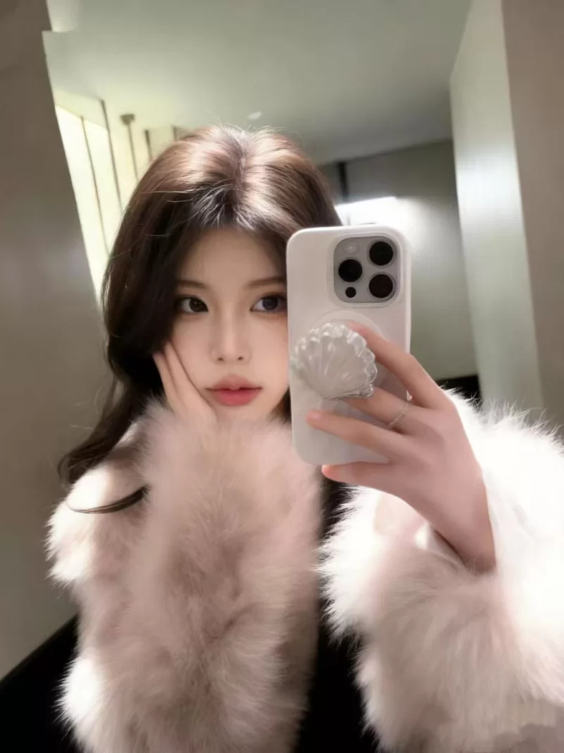 温馨清纯小美女