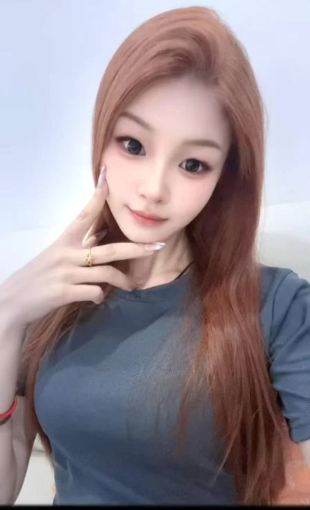 个人纯纯邻家妹妹