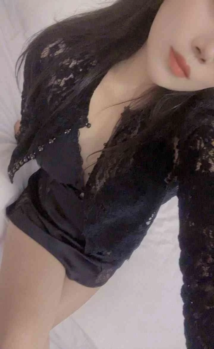 金水性感肤白貌美大长腿