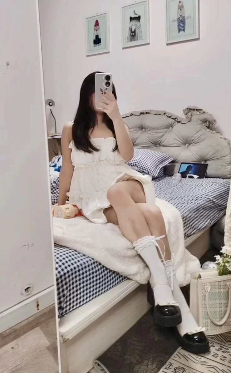 鸡头靠谱，年轻新鲜小姐姐不少