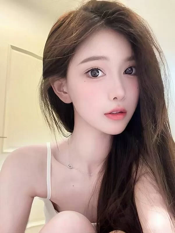 身材一流的服务型小姐姐