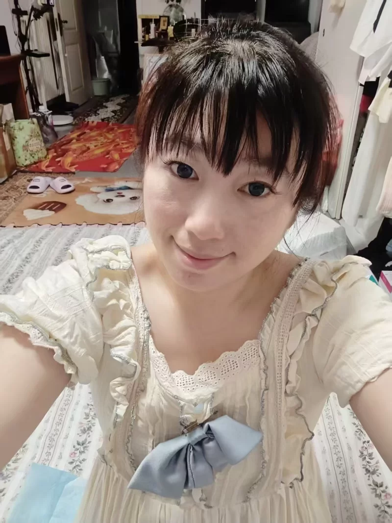 红牌闷骚货