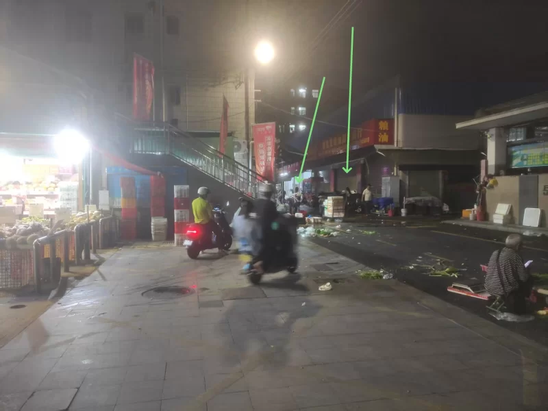 深圳市龙岗区菜市场附近站街